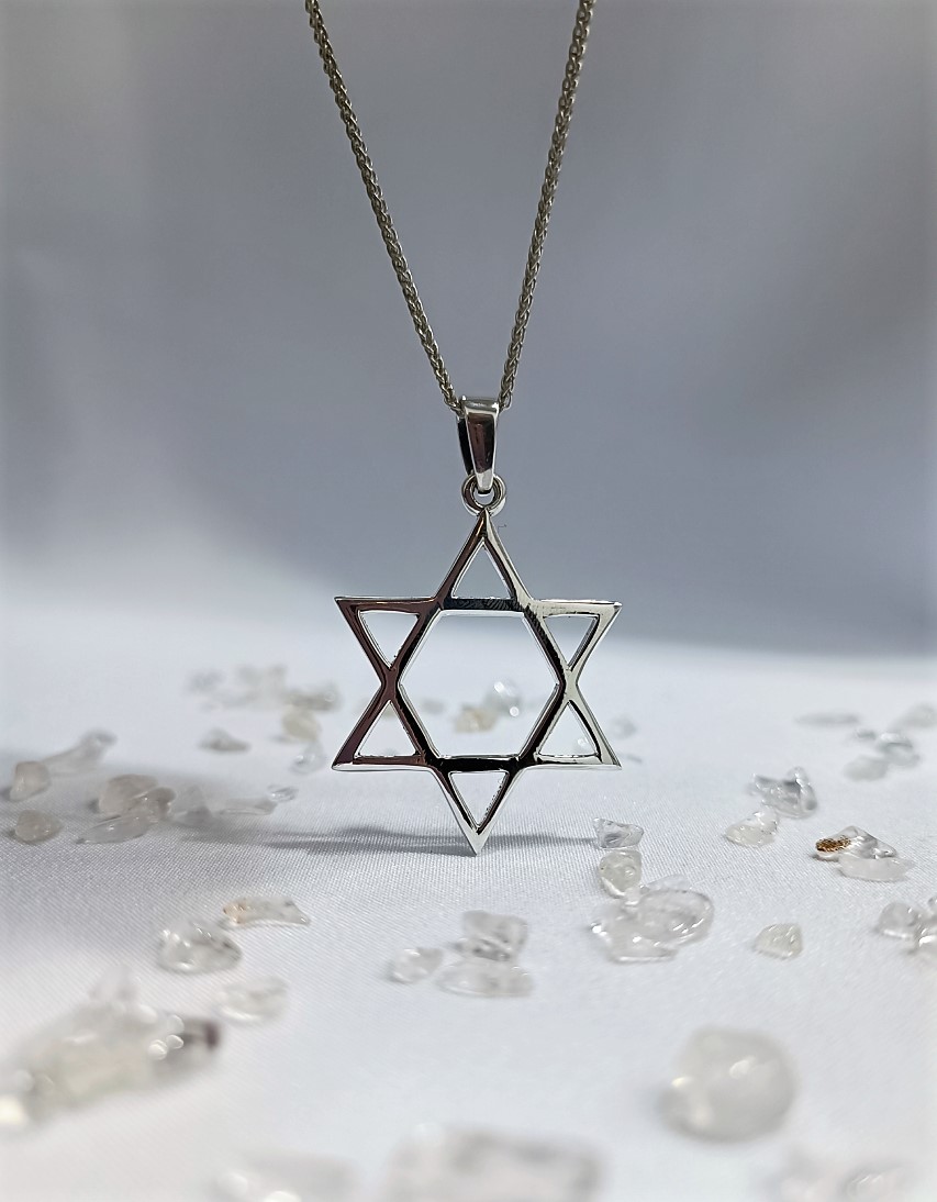 תליון מגן דוד גדול תליון מגן דוד גדול