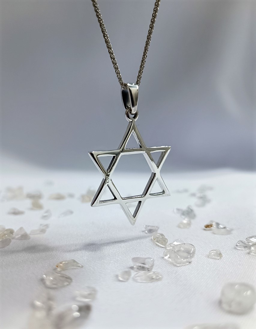 תליון מגן דוד גדול תליון מגן דוד גדול