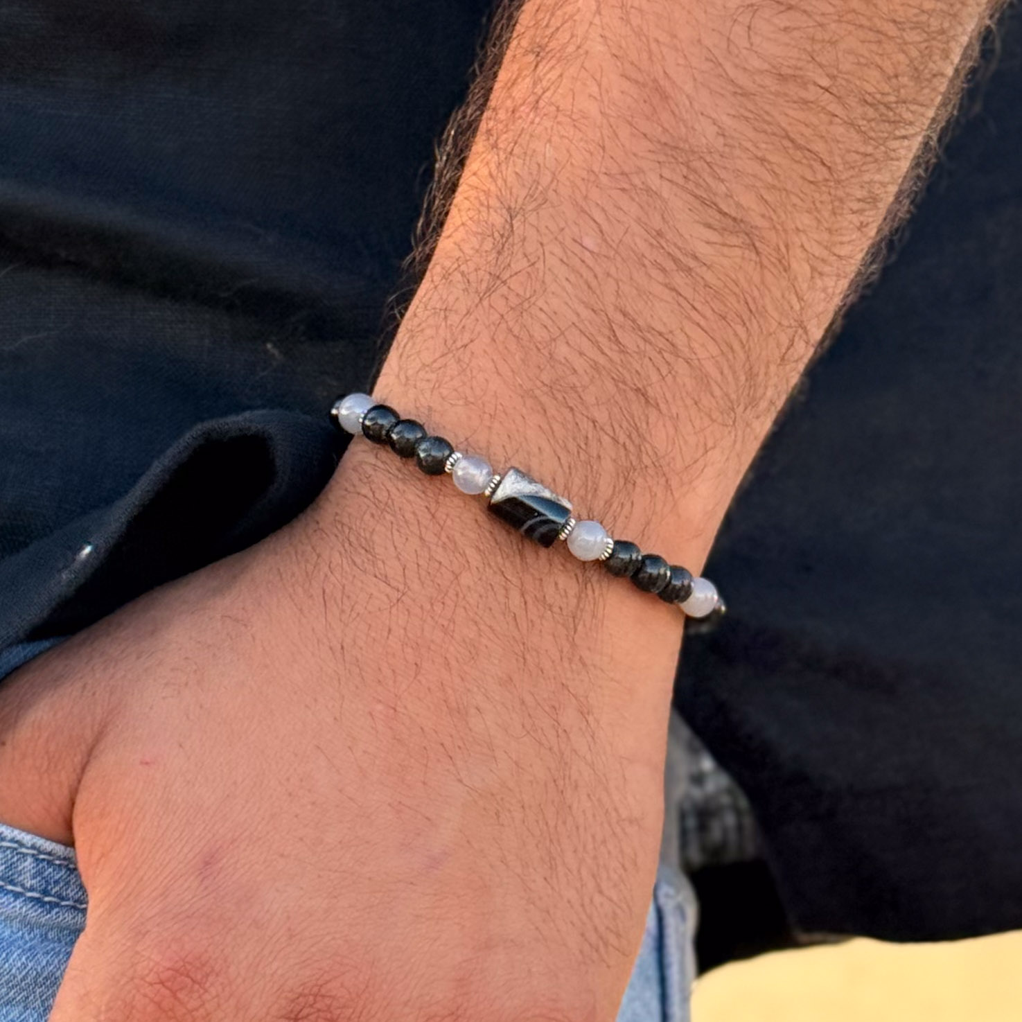 צמיד אגת וטורמלין שחור לגבר - צל כוכבים צמיד אגת וטורמלין שחור לגבר - צל כוכבים